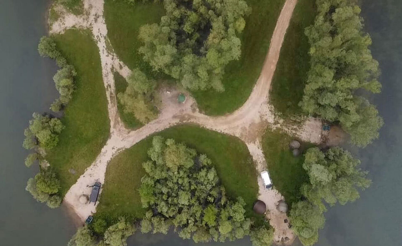 Charlie lake view 2026 Carp Fishing Lake France