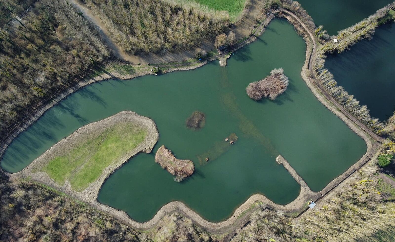Domaine des 3 Anneaux drone pic