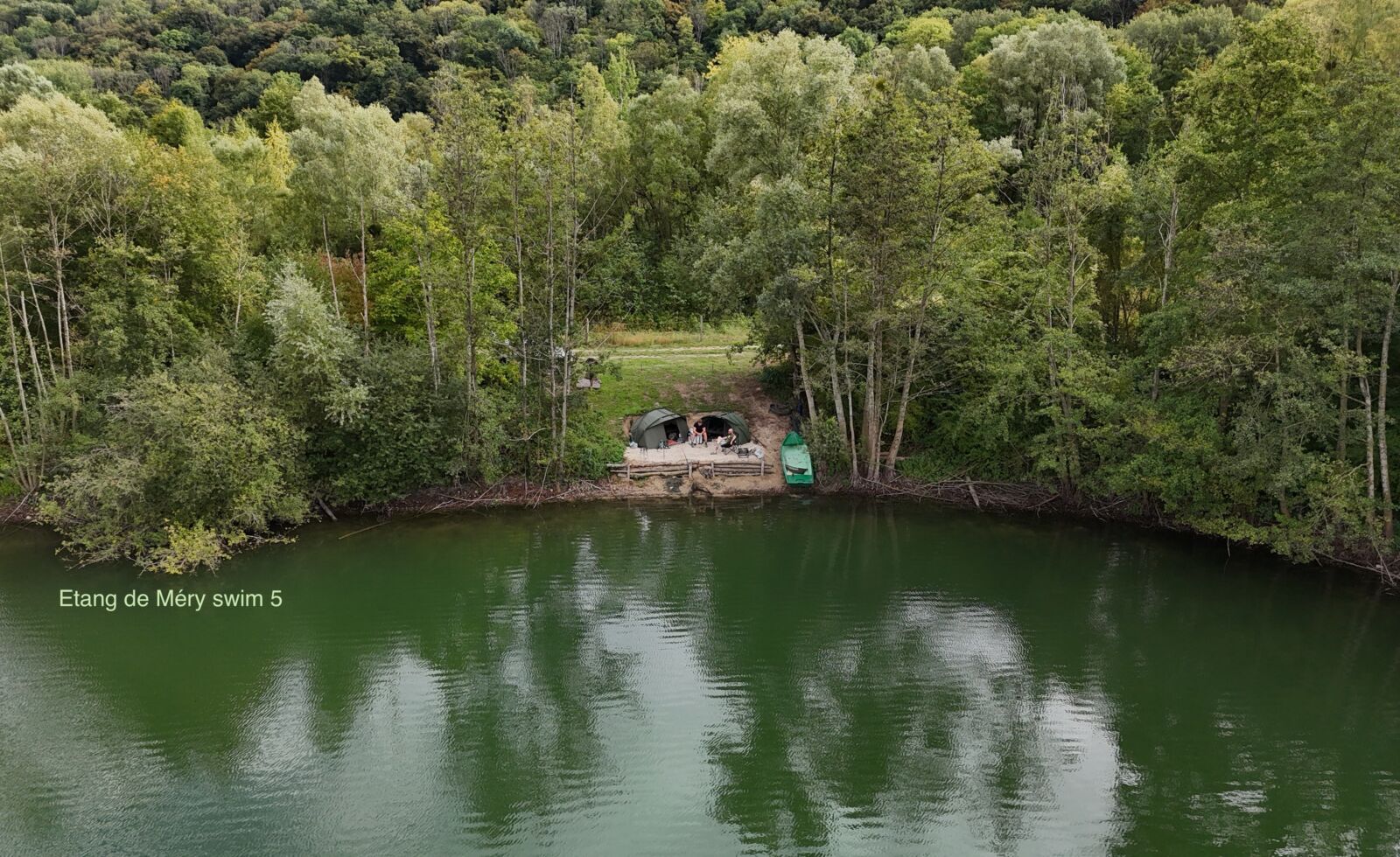 Etang de Mery swim 5 aerial