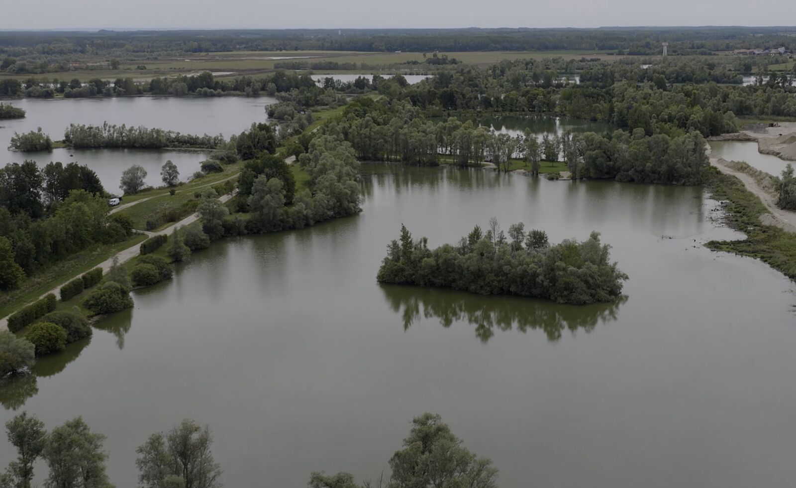 Areal view Robin Lake drone