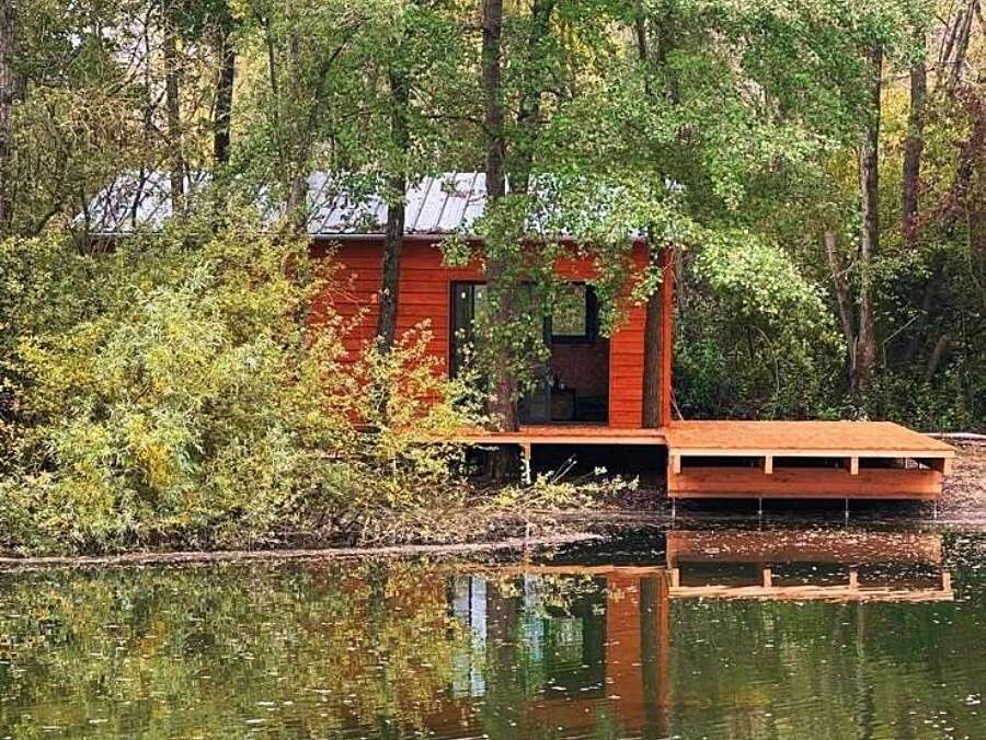 Bungalow Squirrel Lake 21 43 42