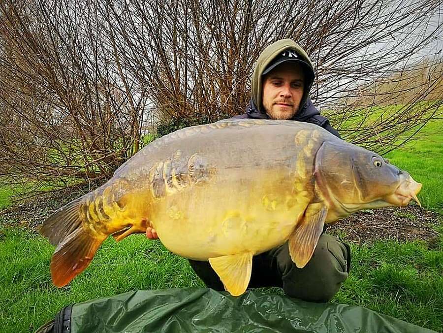 Etang Carpanium spiegelkarper frankijk
