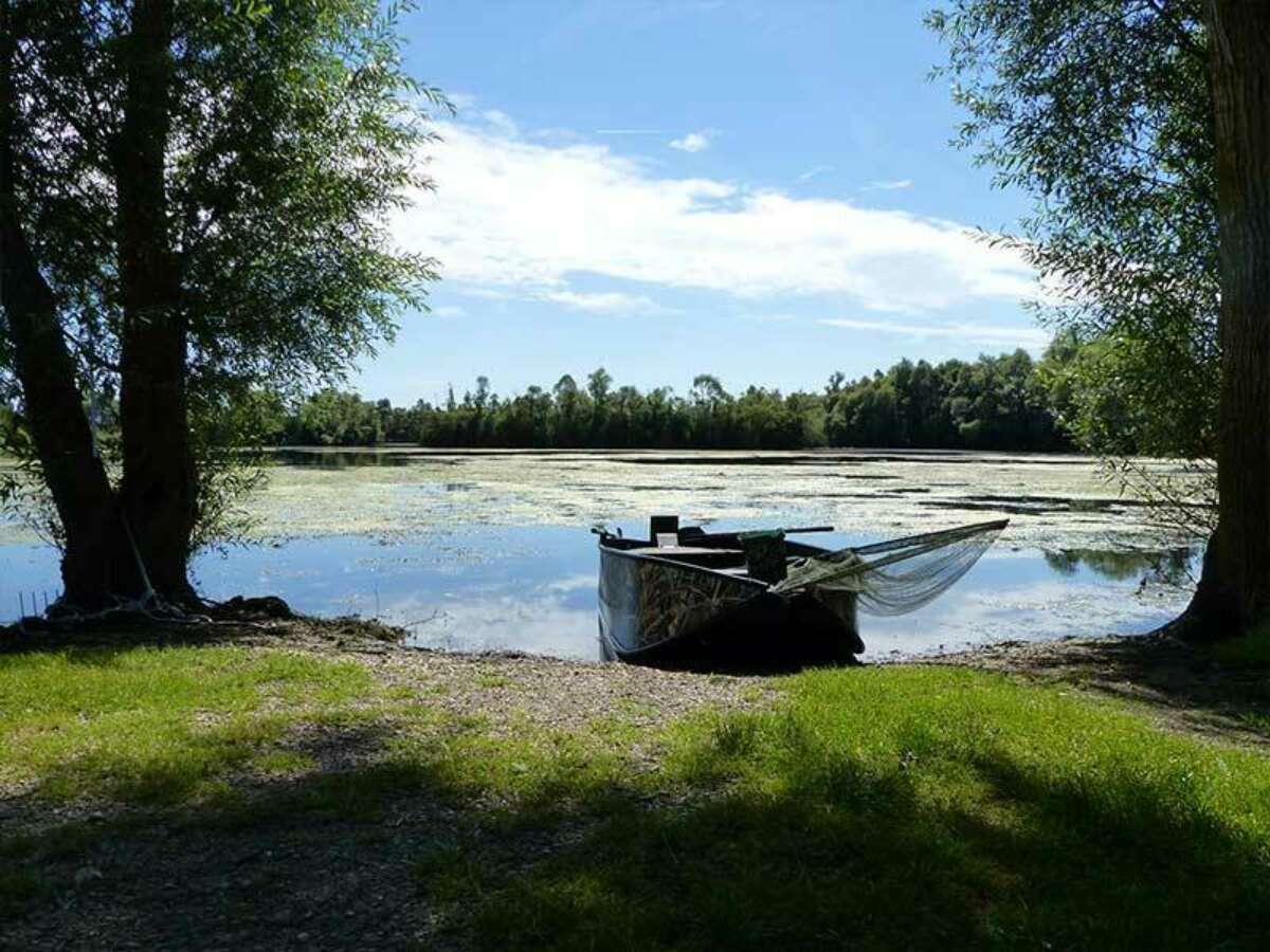 Robin Lake Goncourt