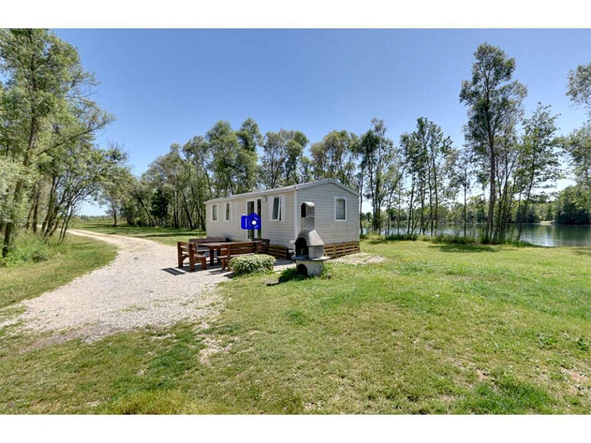 Caravan holidays home france goncourt complex