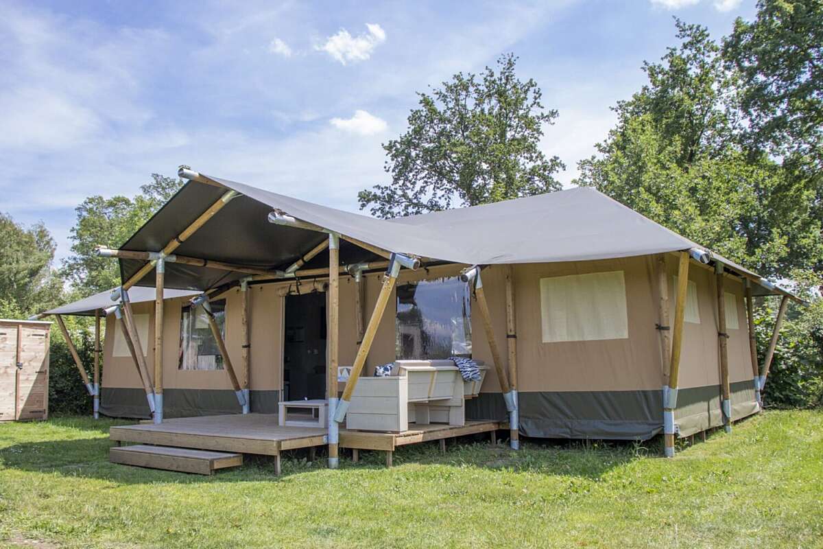 Outstanding Lodge tent glamping style e1616412342123
