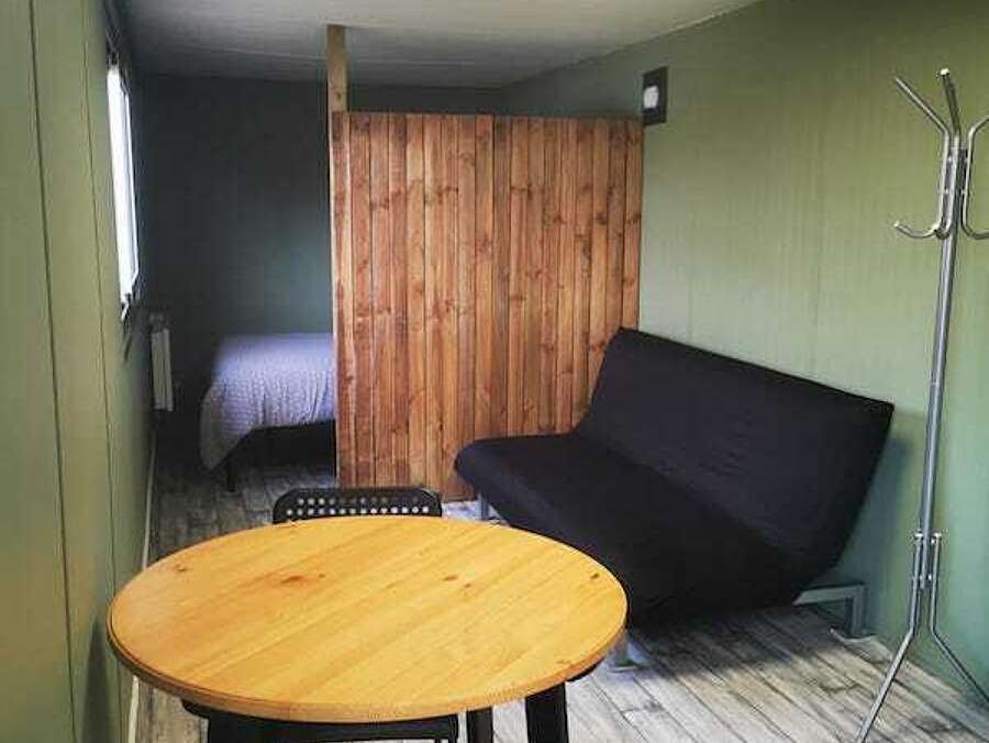 Camalo Accommodationat 10 43 30 2